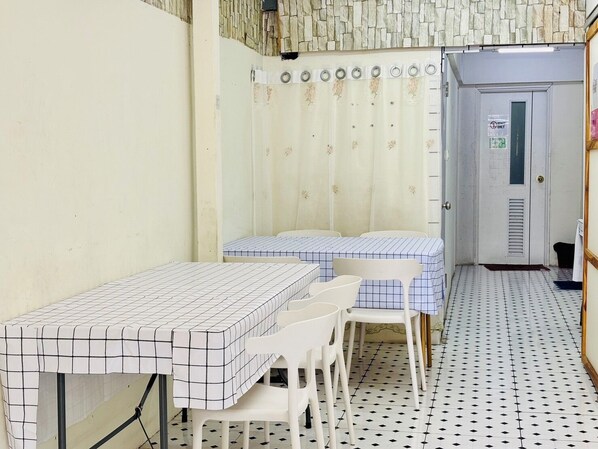 Dining - BKK Rama3 Guest House (Bangkok)