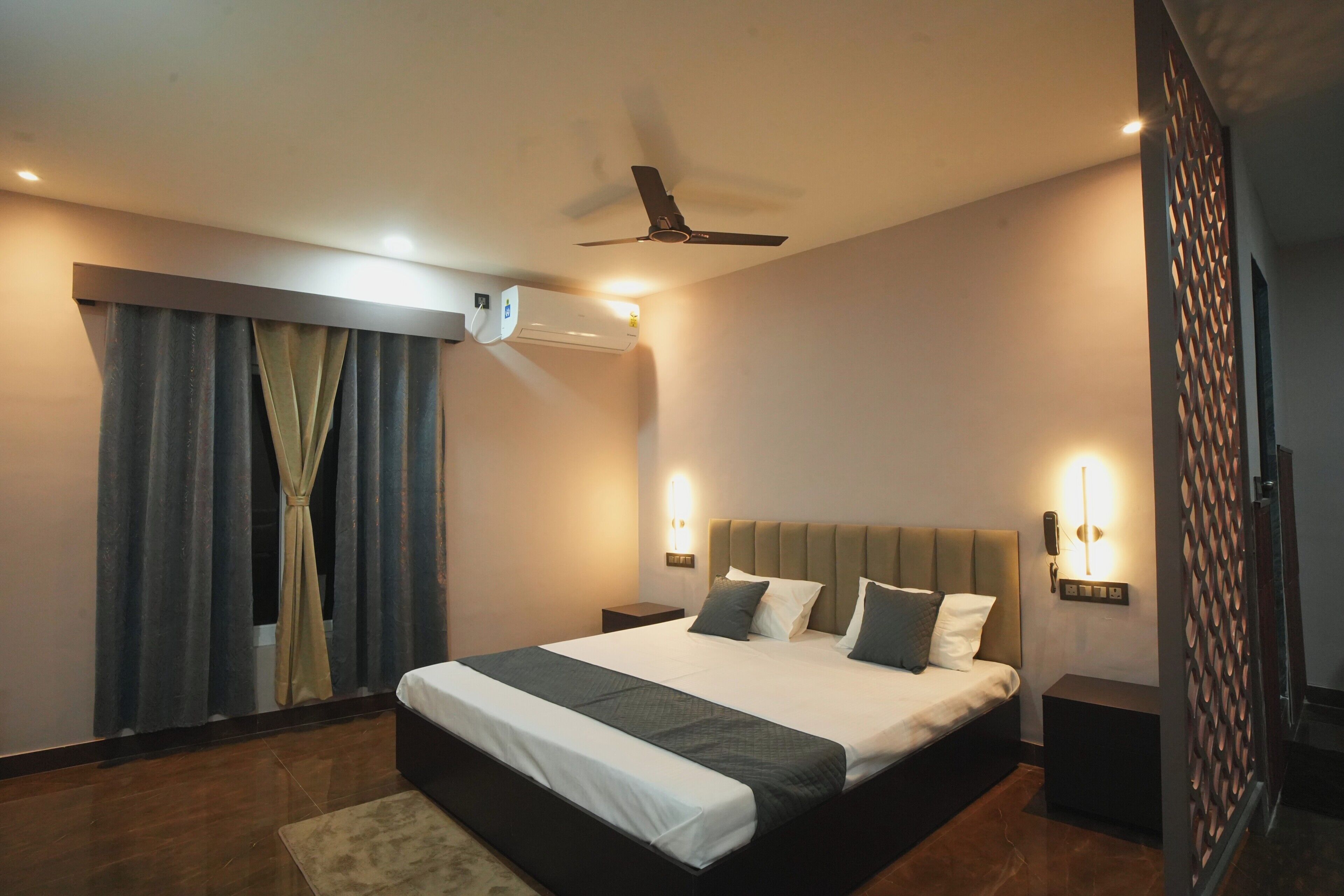 Luxury Studio Suite, City View