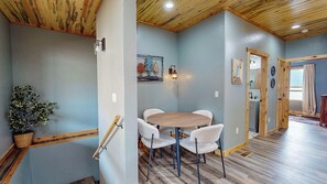 Dining - New two-story tranquil lakeview home on Wallowa Lake. Pet-friendly with new appliances, modern furniture, and stunning views. Perfect getaway! (Joseph)