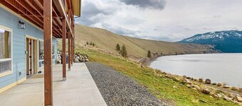 20 Moraine Tranquility Lodge (lower unit)