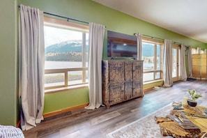 Interior - 20 Moraine Tranquility Lodge  (lower unit) (Joseph)