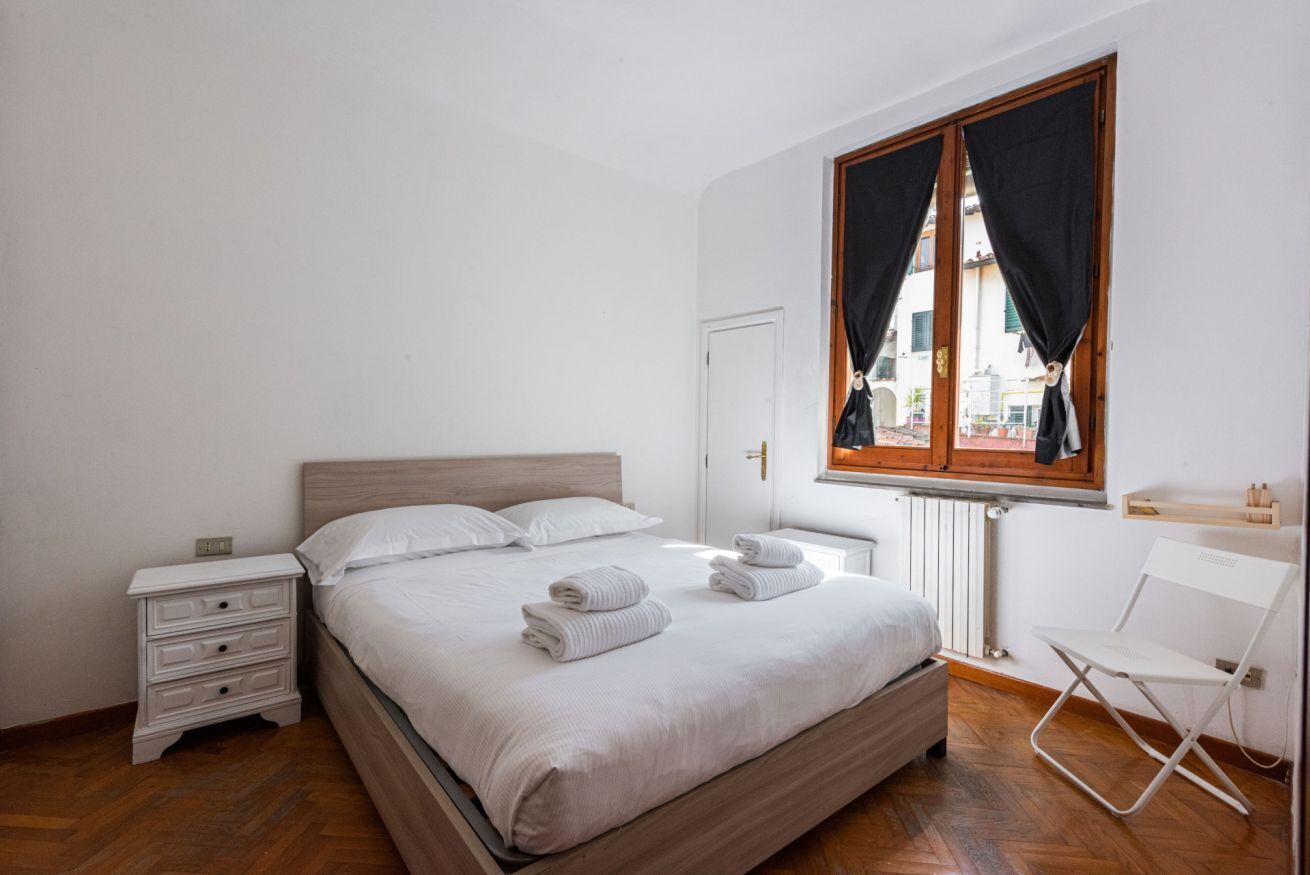 2 bedrooms, iron/ironing board