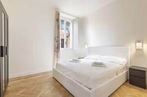 Imagen sin descripción, 5 de 42, botón