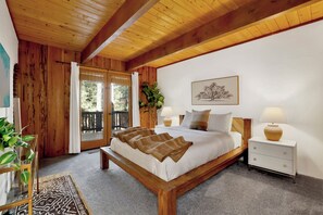 3 bedrooms, desk, free WiFi, bed sheets - Hot Tub Cabin w/ Game Loft, Fireplace + Deck – Near Lake & Slopes (Big Bear Lake)