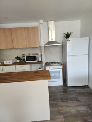 Unclassified image, 4 of 8, button - Country apartment on the south side of Brisbane (Logan Village)