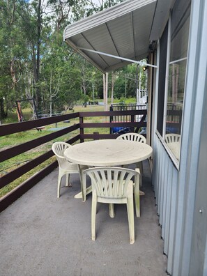 Unclassified image, 2 of 8, button - Country apartment on the south side of Brisbane (Logan Village)