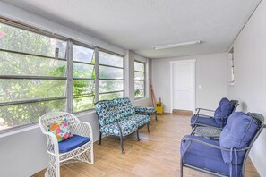 House (3 Bedrooms) | Interior - Steps to Bayshore Blvd! Snowbird Retreat w/ Pool (Tampa)