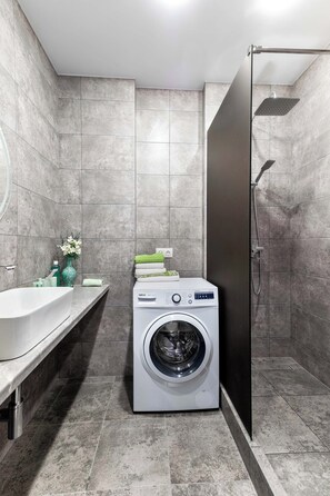 Bathroom - Three-room apartment near Avia Mall (Minsk)