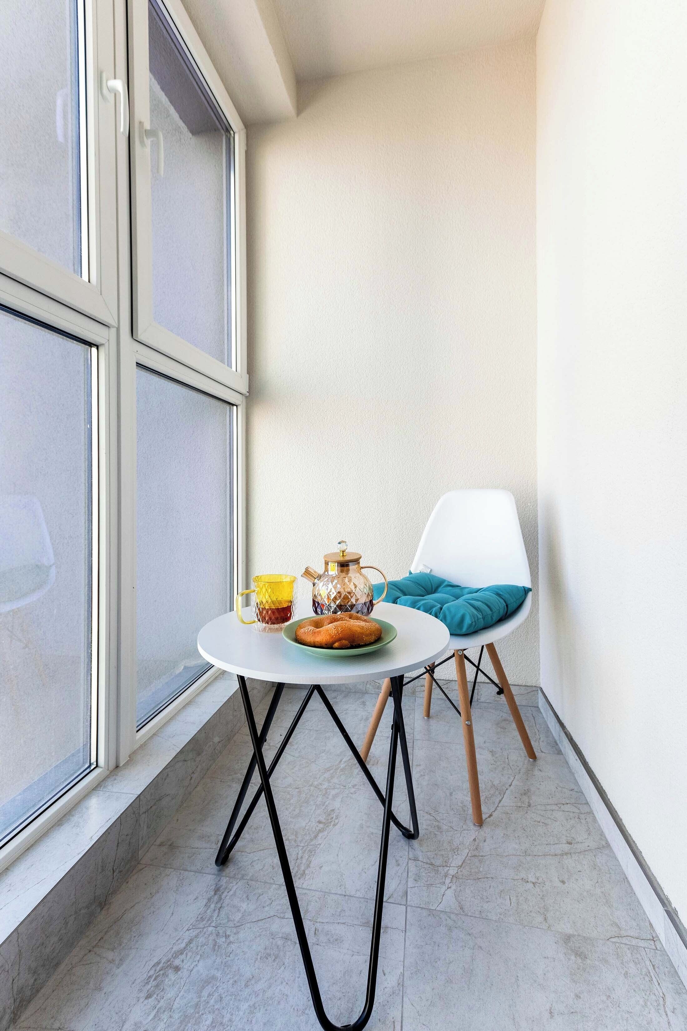 高级公寓, 阳台, 城市景观 | 用餐