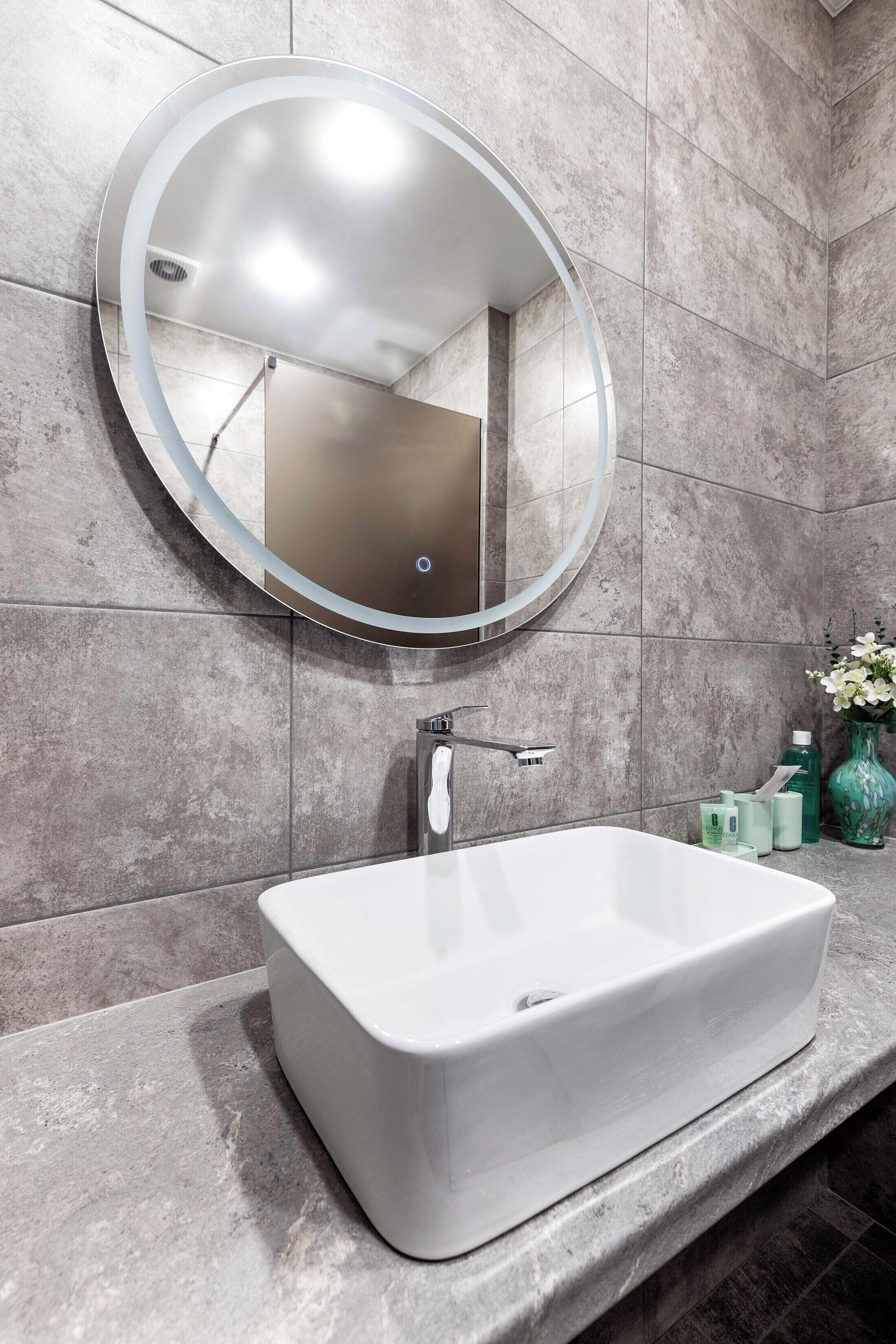 高级公寓, 阳台, 城市景观 | 浴室