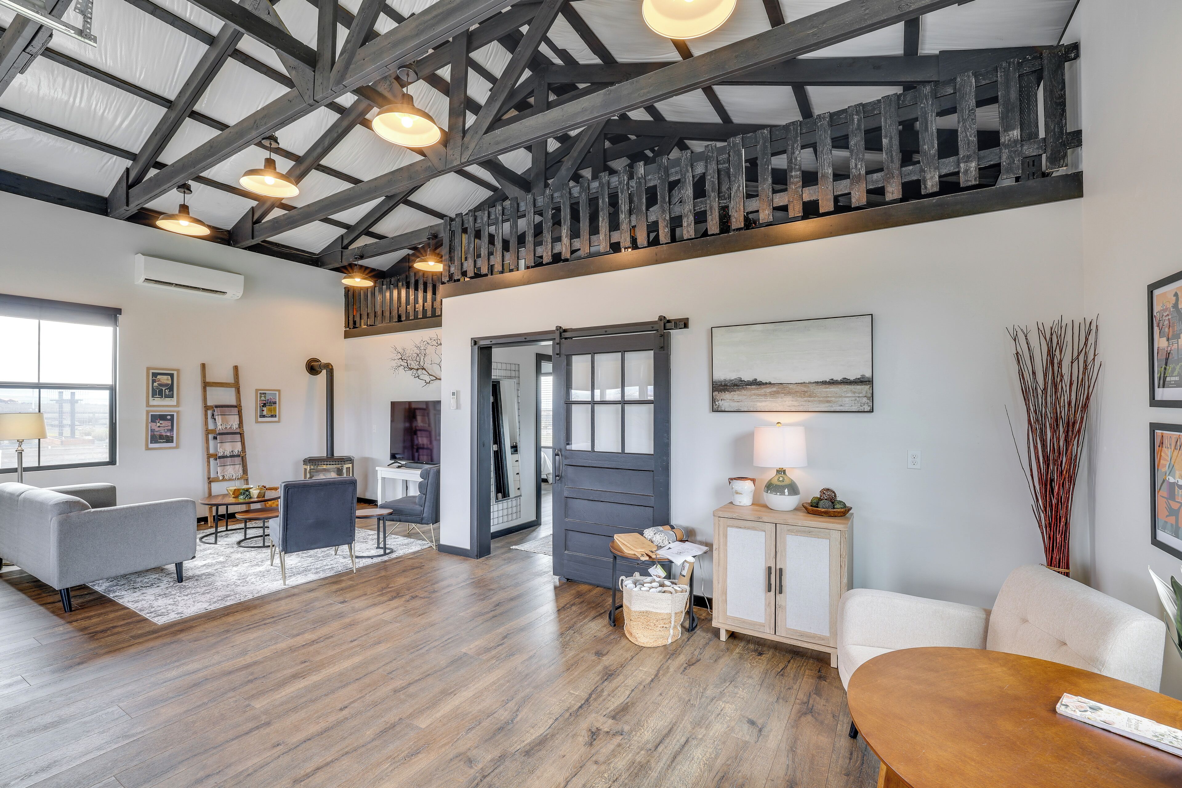 House (1 Bedroom) | Interior