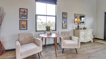 House (1 Bedroom) | Interior