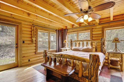 210-acre Cabin w/ Trails & Hot Tub in Tuscumbia!