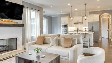 Nhà (4 Bedrooms) | Nội thất