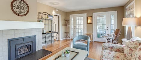 House (4 Bedrooms) | Front of property