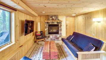 House (2 Bedrooms) | Bahagian dalam