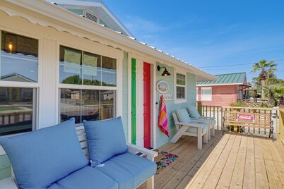 100 Ft to Shore! PCB Home w/ Outdoor Entertainment
