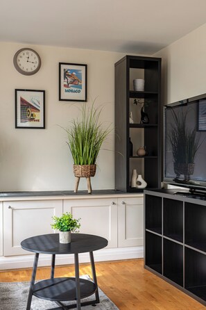 Interior - One Bedroom Apartment in West Kensington (London)