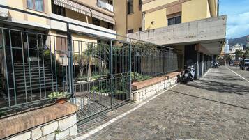 Enceinte de lâhĂ©bergement