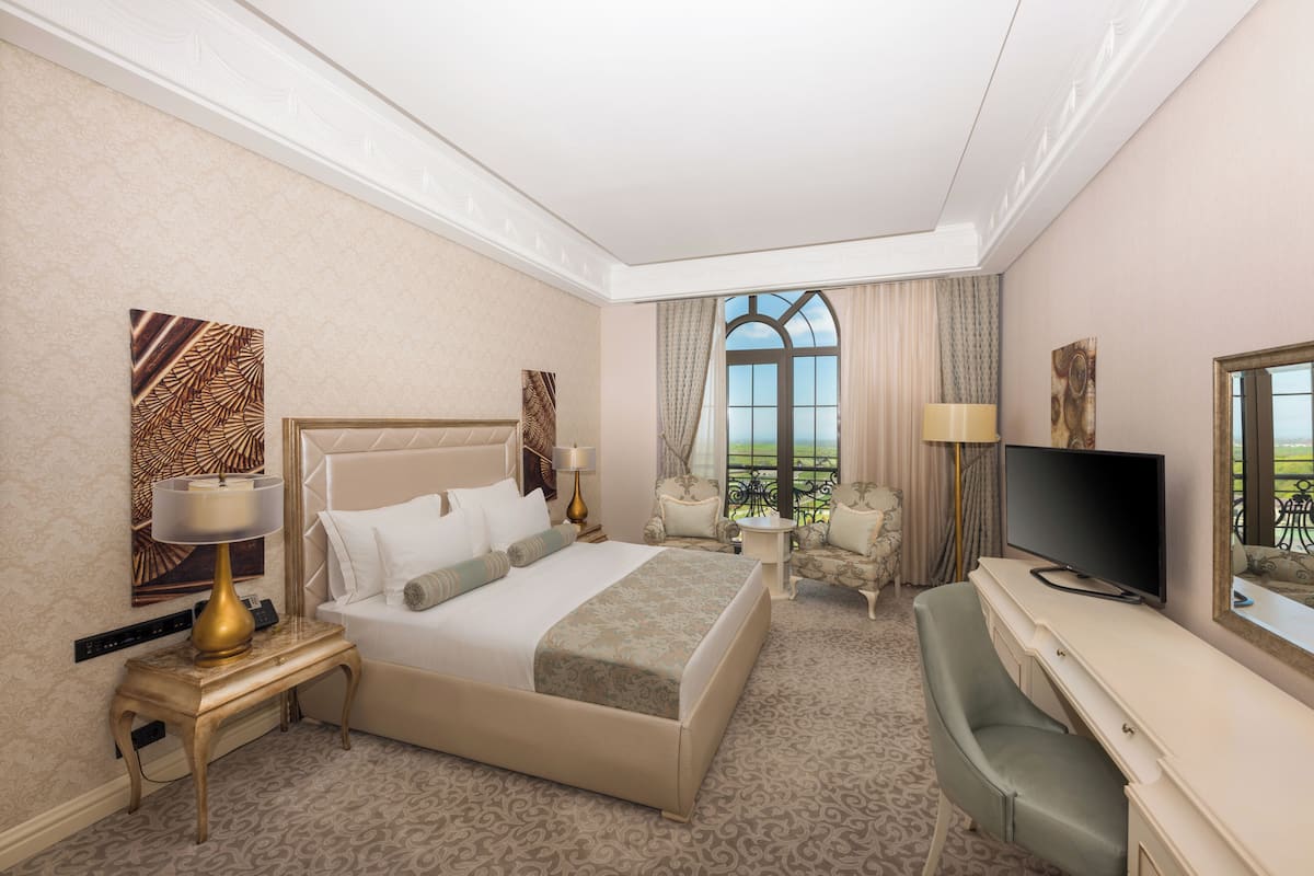 Habitación Deluxe, balcón, vistas al lago | Sistema de insonorización, wifi gratis, ropa de cama