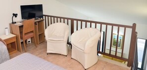 Room - Tourist Location Rainbow "Family Loft" (Roccavivara)