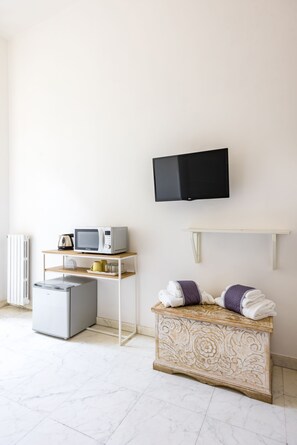 Classic Room | Interior - Luxury Toledo 22 (Naples)