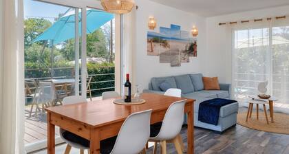 Holiday Home 'Lacaducee' with Balcony, Wi-Fi and Air Conditioning