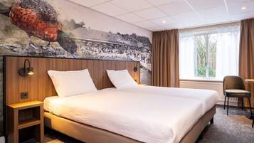 Free WiFi, bed sheets, wheelchair access