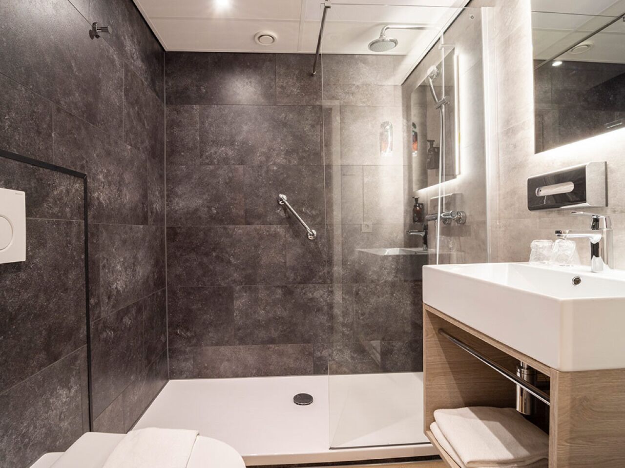 Hair dryer, towels