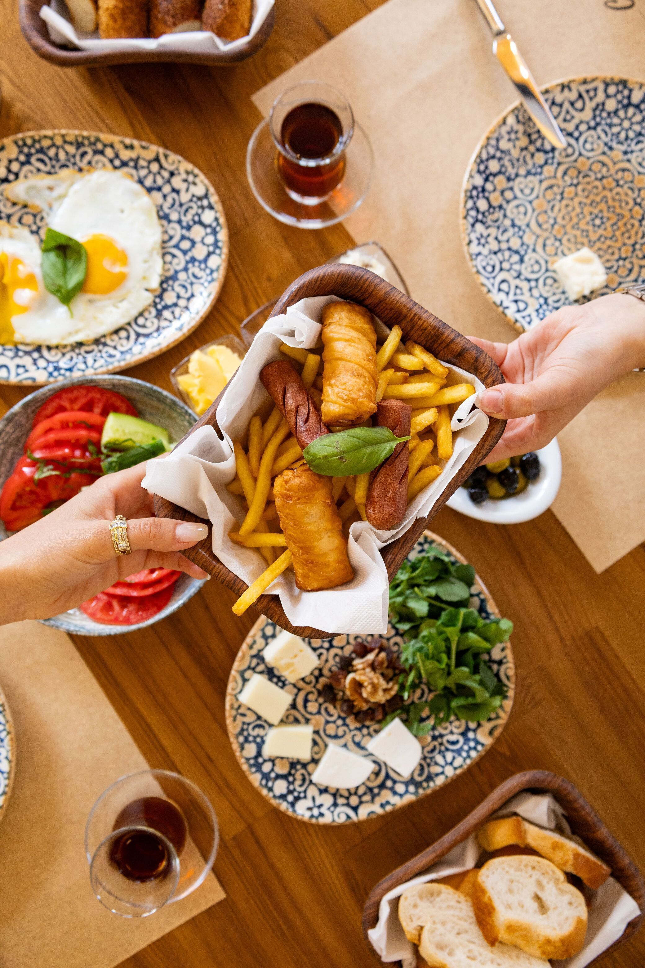 Desayuno de cocina local incluido todos los días