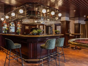 Bar (in der Unterkunft)