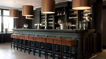 Bar (in der Unterkunft)