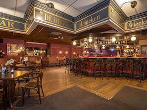 Imagen sin descripción, 2 de 33, botón