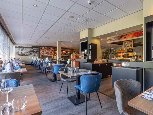 Comfortable Stay with Sauna, Indoor Pool, and Direct Access to Drentsche Aa Park