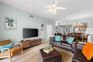 TV - Ariel Dunes I 1708*Beach access and 3 pools! (Miramar Beach)