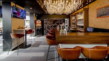 Bar (en la propiedad)