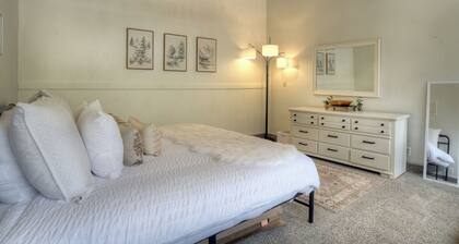 Tamarron Treetop | AC, Pool, Hot Tub, Golf & Ski
