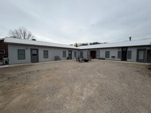 Exterior - Germantown Inn & Lounge (Hermann)