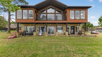 Nhà, 5 phòng ngủ | Ngoại thất