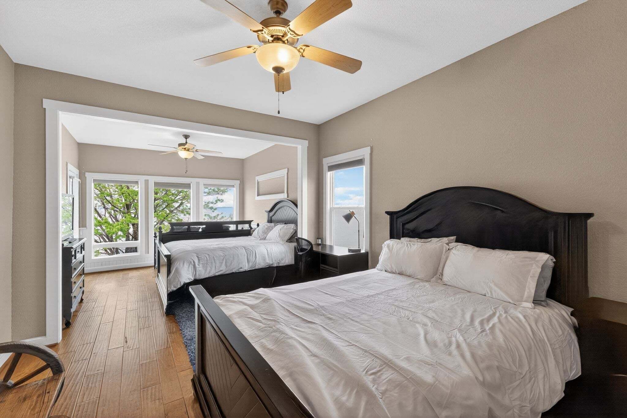 Nhà, 5 phòng ngủ