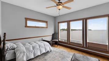 House, 5 Bedrooms | 5 bedrooms, minibar, free WiFi
