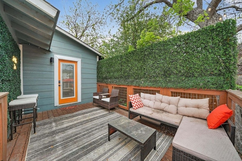 Minutes From Alamodome, Riverwalk, Pearl And Hbgcc 3 Bedroom Home