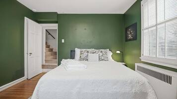 Nhà, 4 phòng ngủ