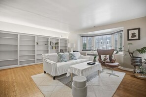 House, 4 Bedrooms | Living area - A Peaceful Retreat Amid Your Busy Journey 4 Bedroom Home (Merion Station)