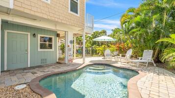 House, 2 Bedrooms | Pool