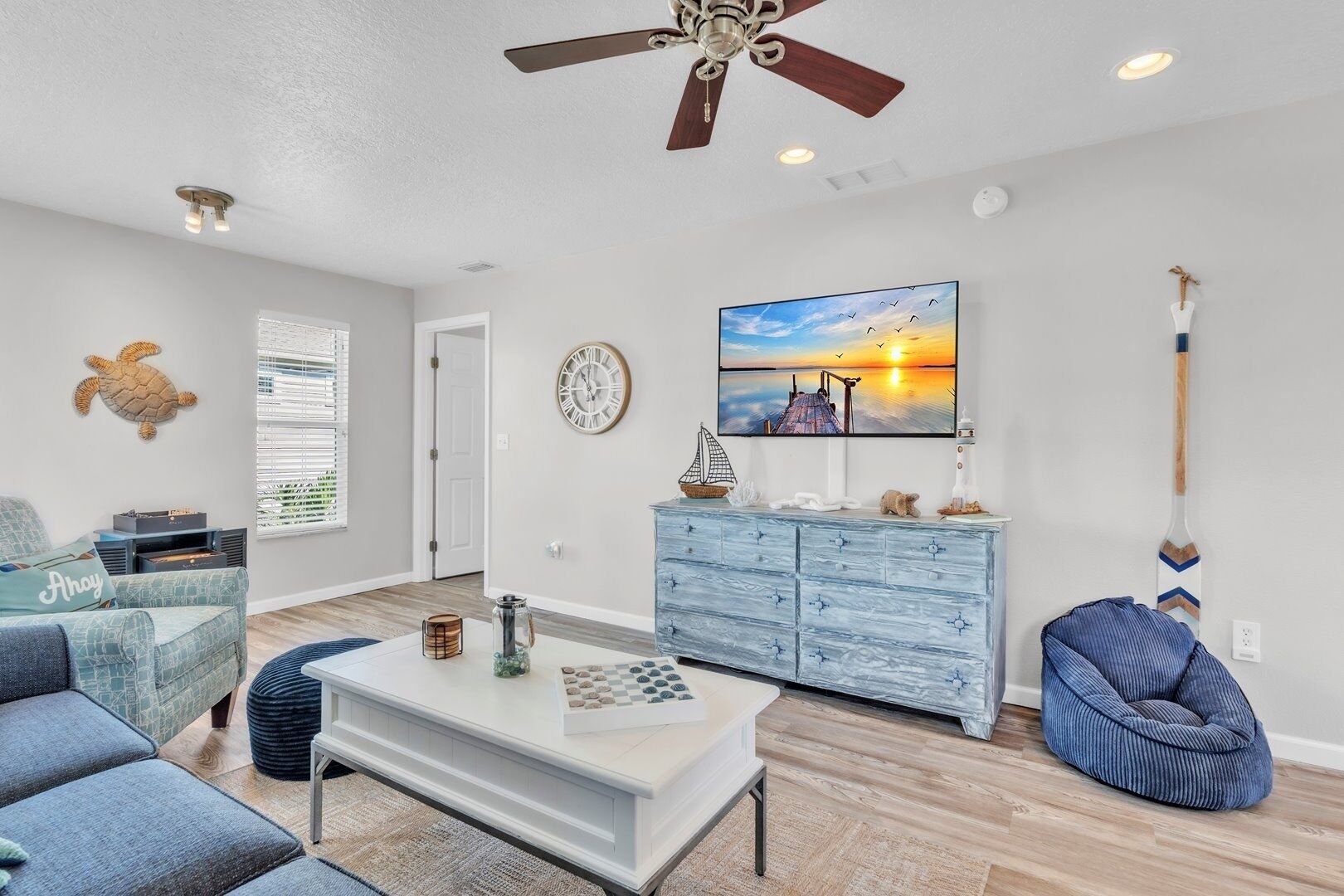 Casa, 2 habitaciones | Área de sala de estar