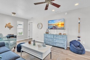 House, 2 Bedrooms | Living area - Nautical Nest 2 Bedroom Home (Holmes Beach)
