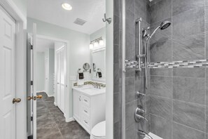 House, 2 Bedrooms | Bathroom - Nautical Nest 2 Bedroom Home (Holmes Beach)