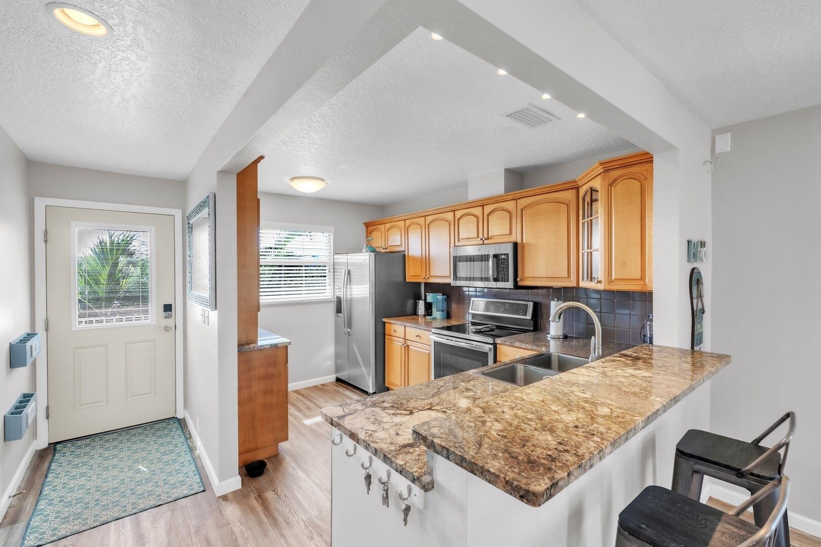 Maison, 2 chambres | Cuisine privée | Réfrigérateur, un four, cafetière-théière, grille-pain