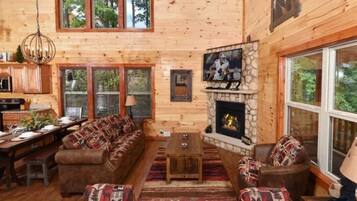 Cabin, 3 Bedrooms | Interior